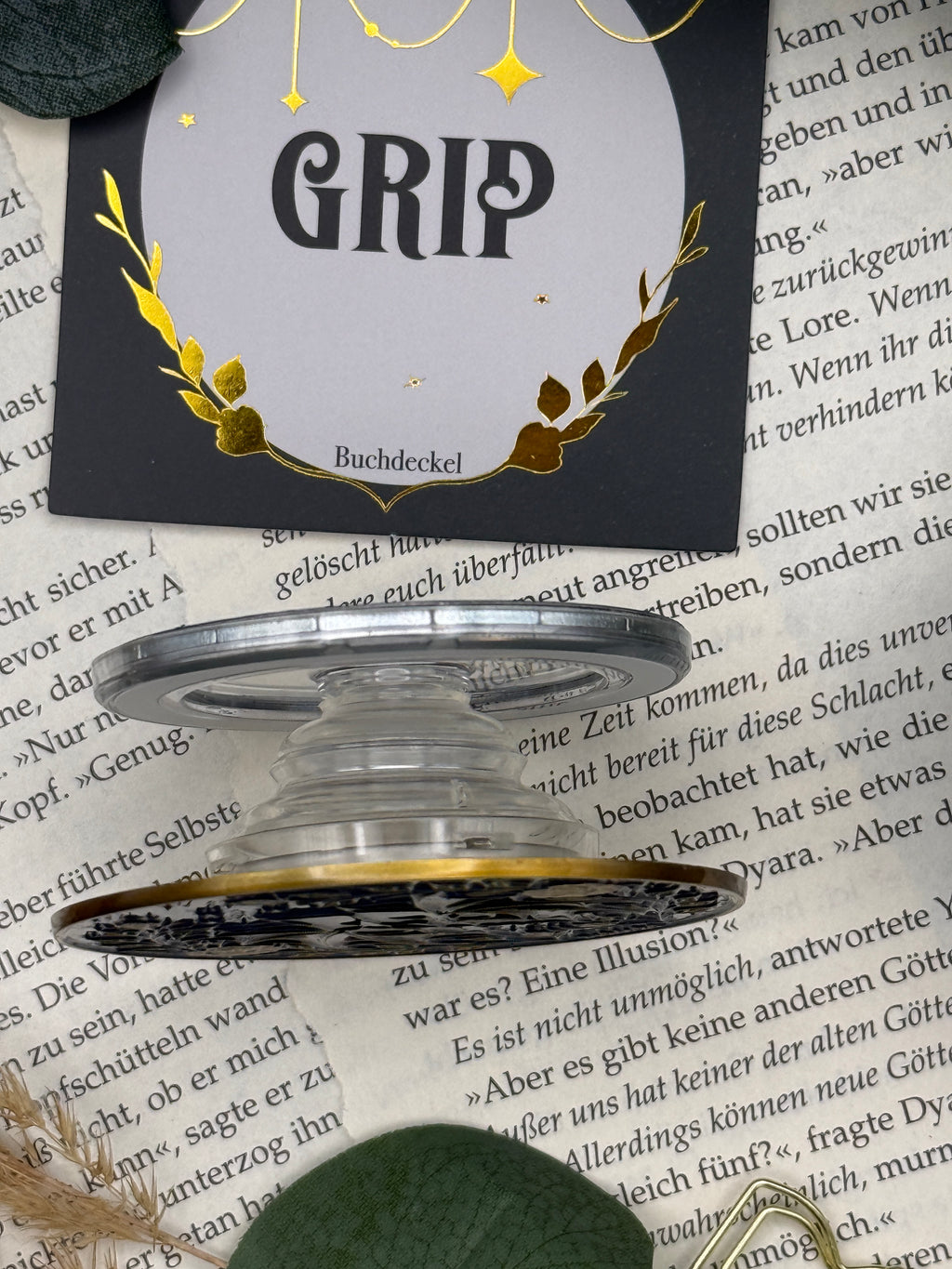 Phone Grip strukturierte Oberfläche Altgold "Berge"