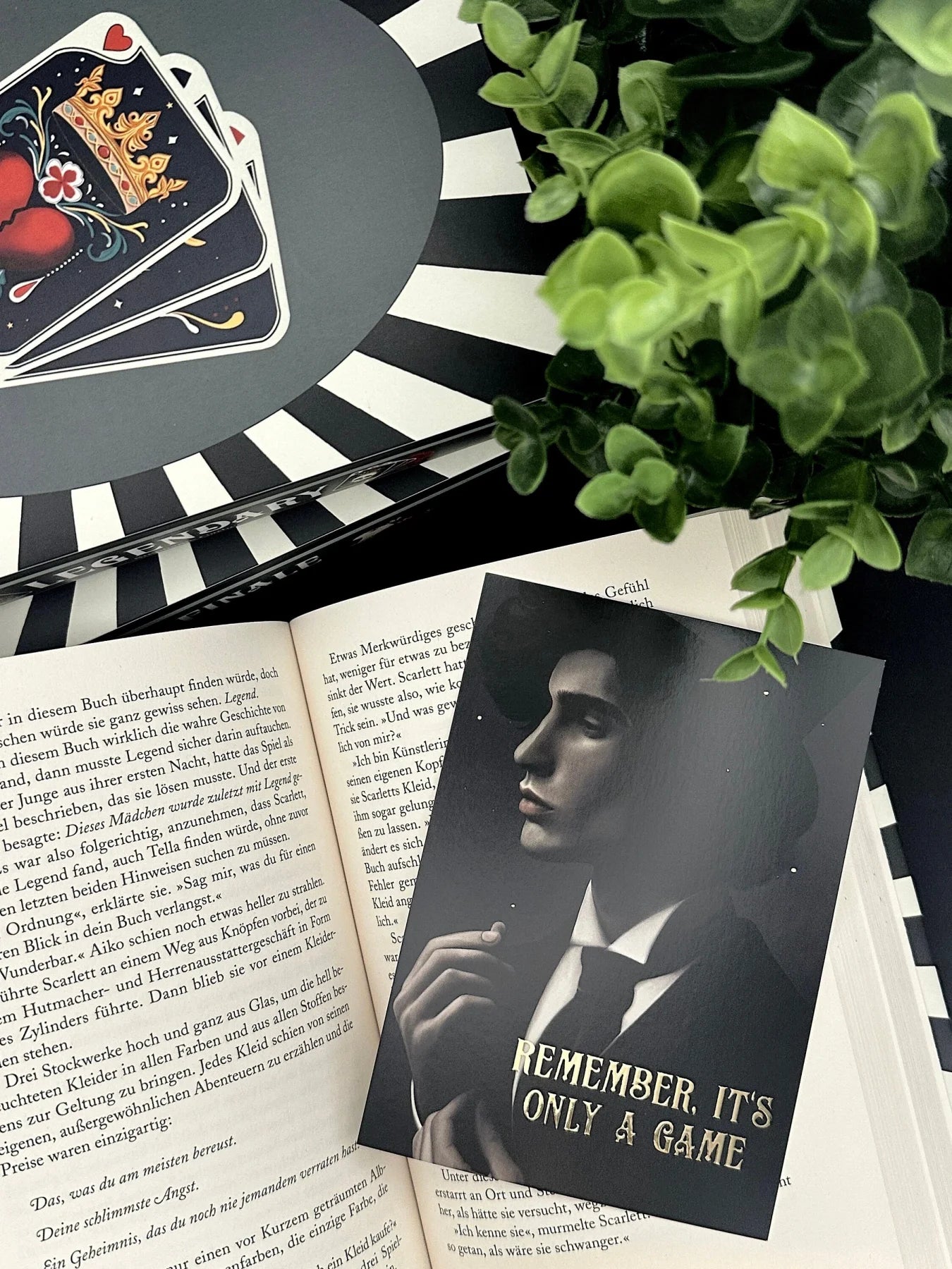 Caraval Charakterkarte Mr. Legend