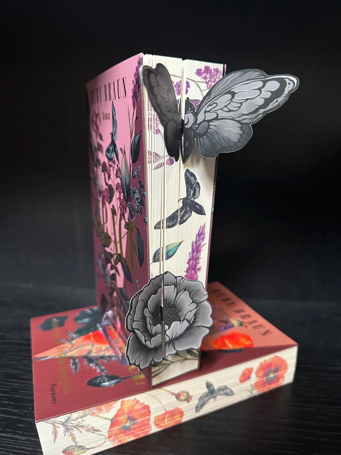 Lesezeichen Flügel Motte & Blume schwarz