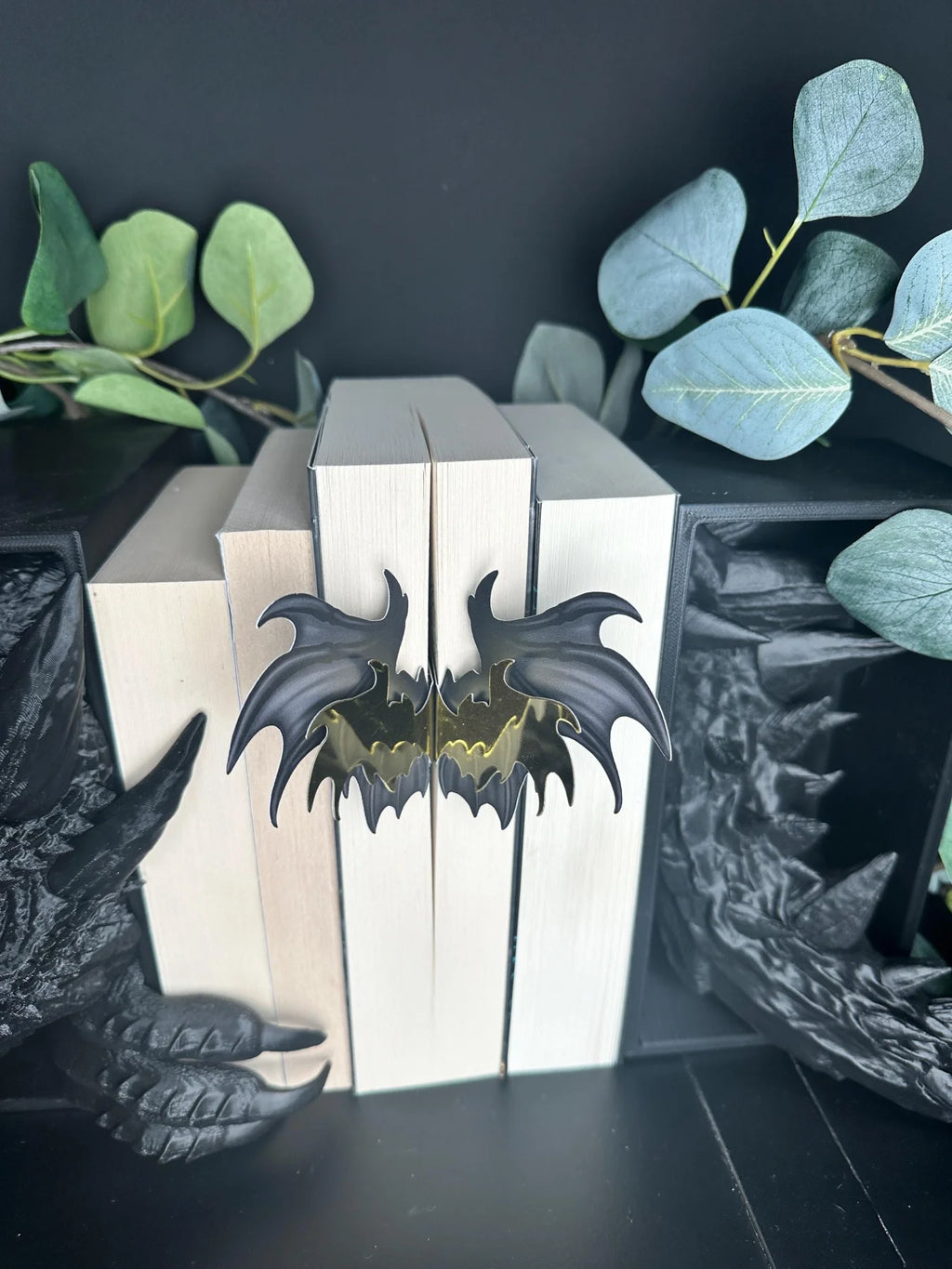 Lesezeichen Flügel inspiriert für die Fourth Wing Reihe