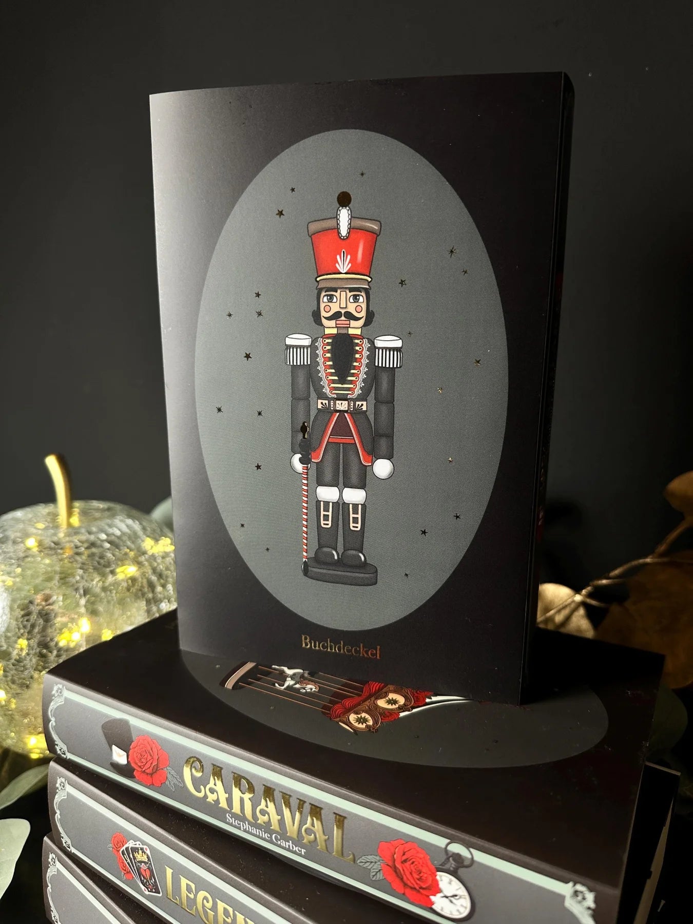 Buchumschläge für die Caraval Reihe